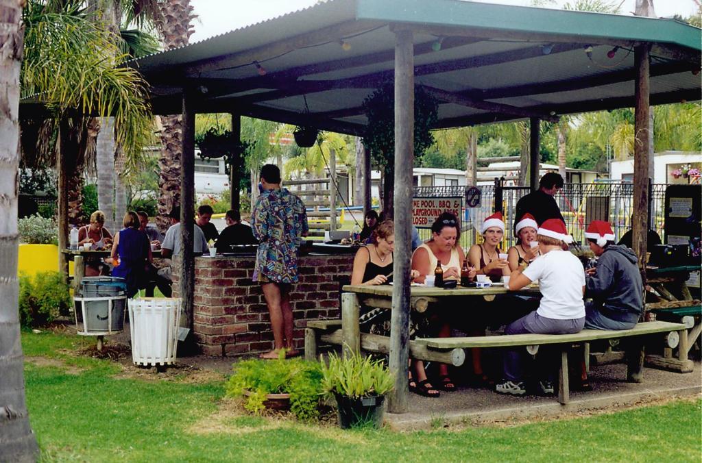 Batemans Bay Holiday Park & Hostel Exterior foto